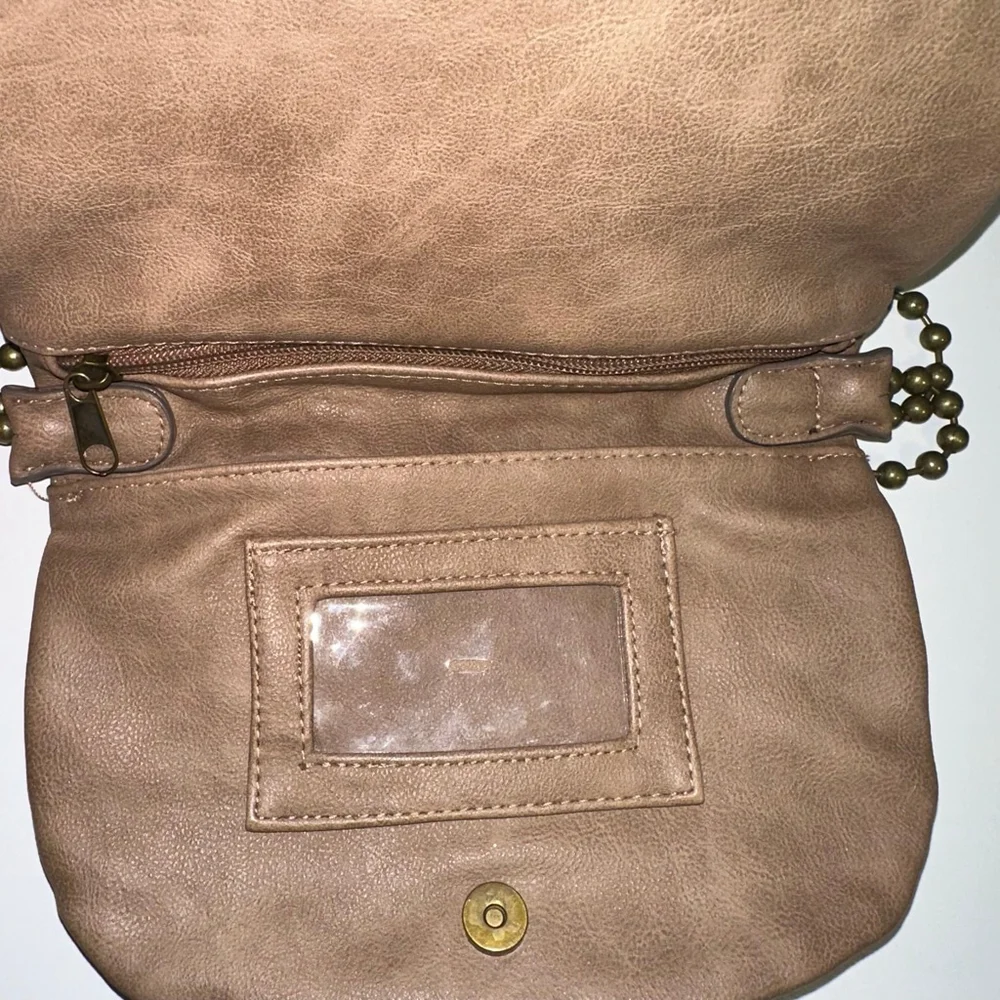 T-Shirt & Jeans Tan Laser Cut Crossbody Bag geometric ball chain strap purse